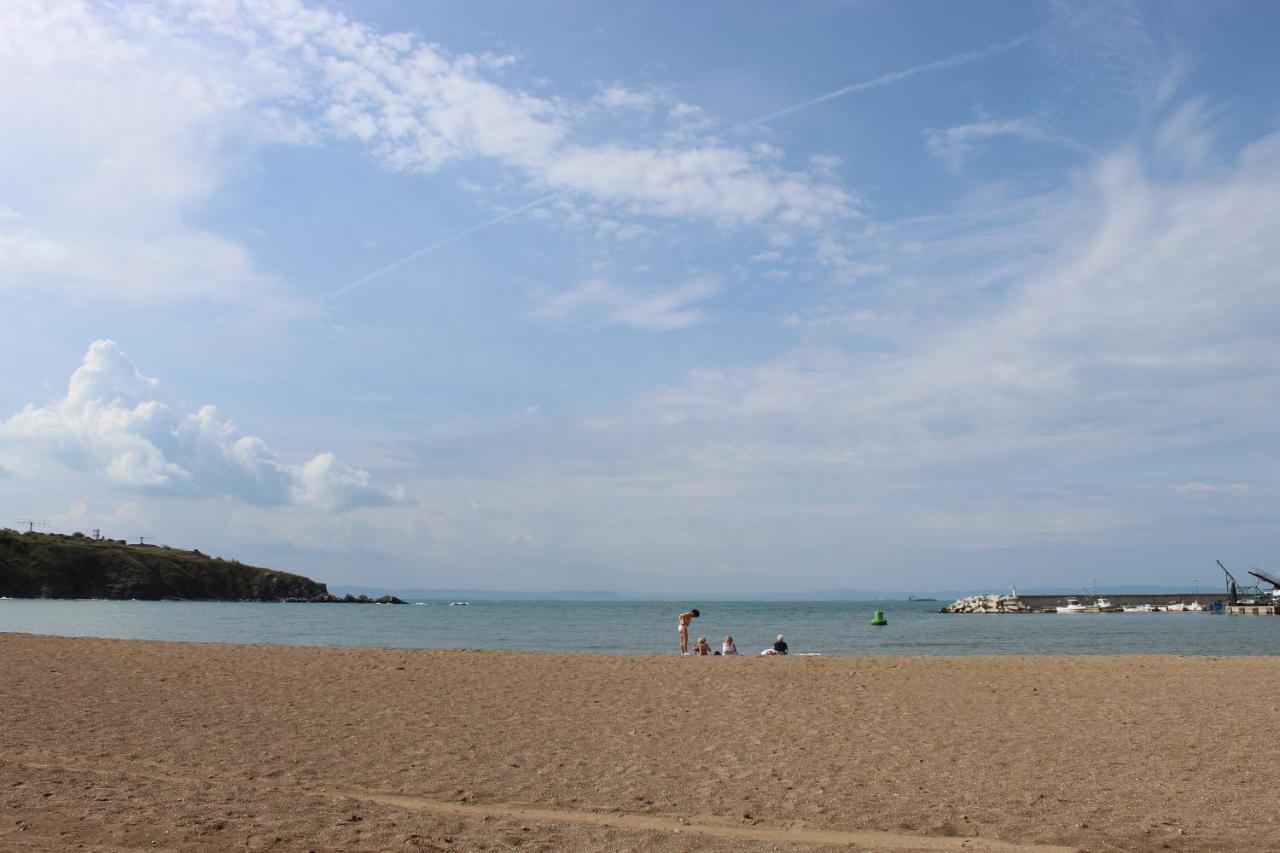 Sunset Art Beach Front Hotel Chernomorets Bagian luar foto