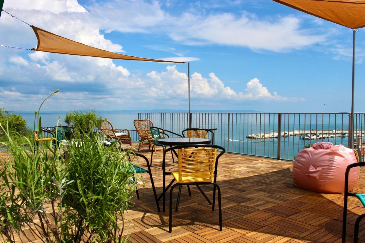 Sunset Art Beach Front Hotel Chernomorets Bagian luar foto